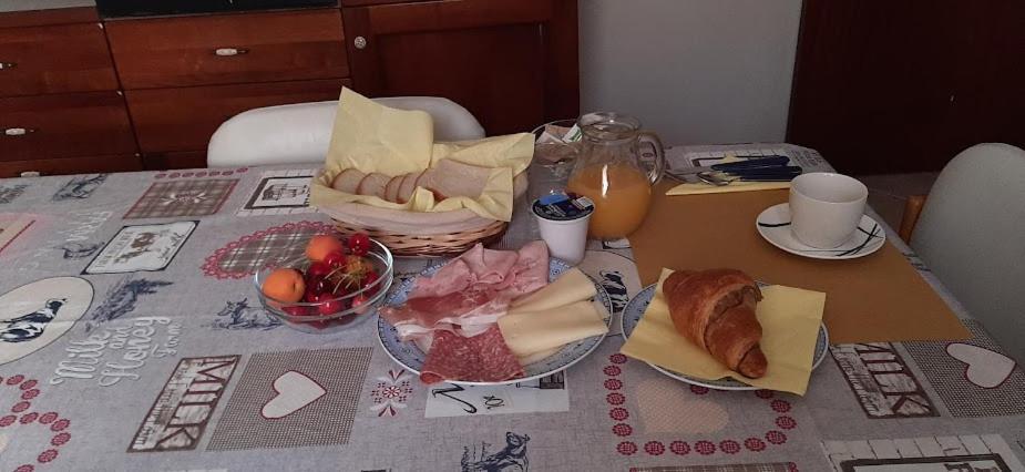 Il Casale Del Miele Bed & Breakfast Fraforeano Exterior photo